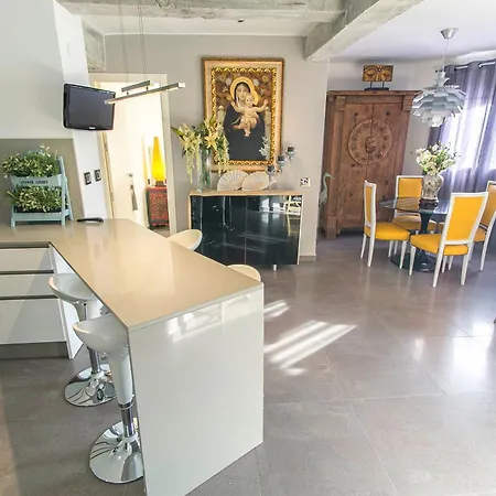 Sun Coronado 102 نيرخا